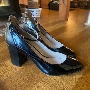 White House Black Market Mary Janes  Patent leather   3 1/4 " heel sz. 9